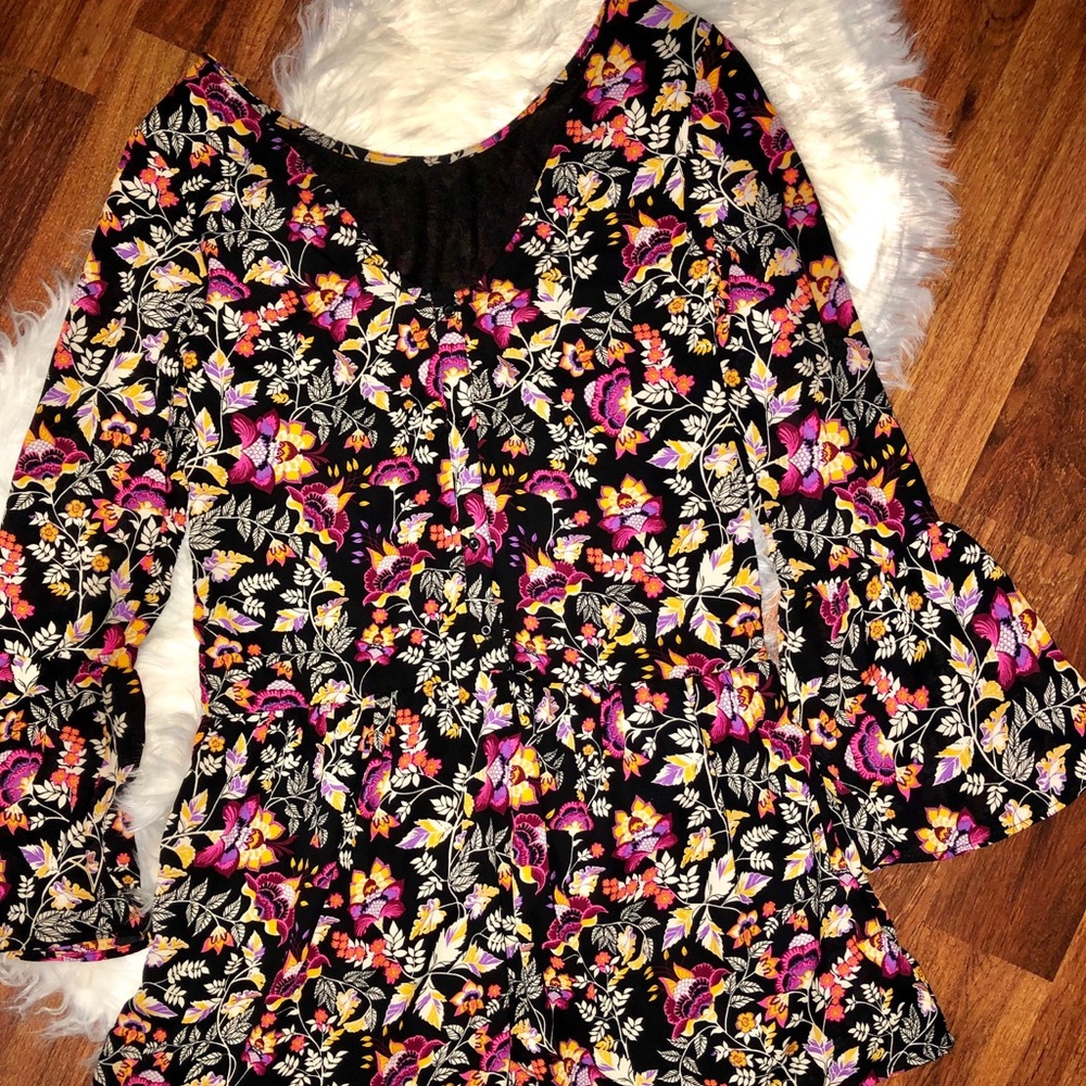 H&M Divided Bell Sleeve Floral Tunic Dress - Picture 6 of 8